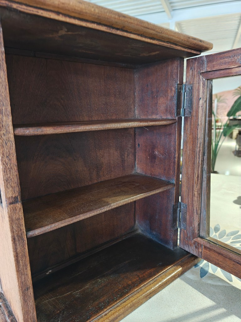 Caja de madera llavero