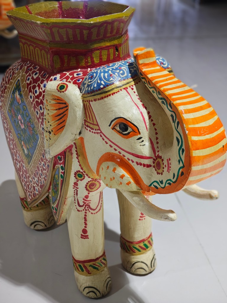 Elefante Gaj