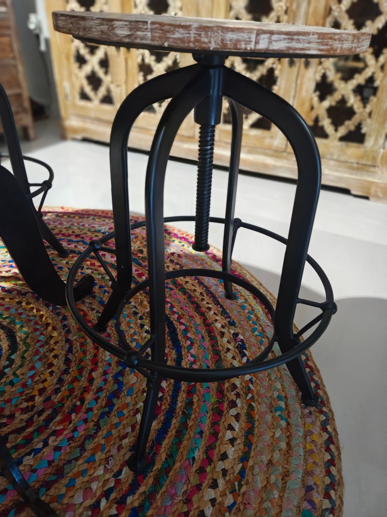 Set Mesa +4 taburetes Anaya