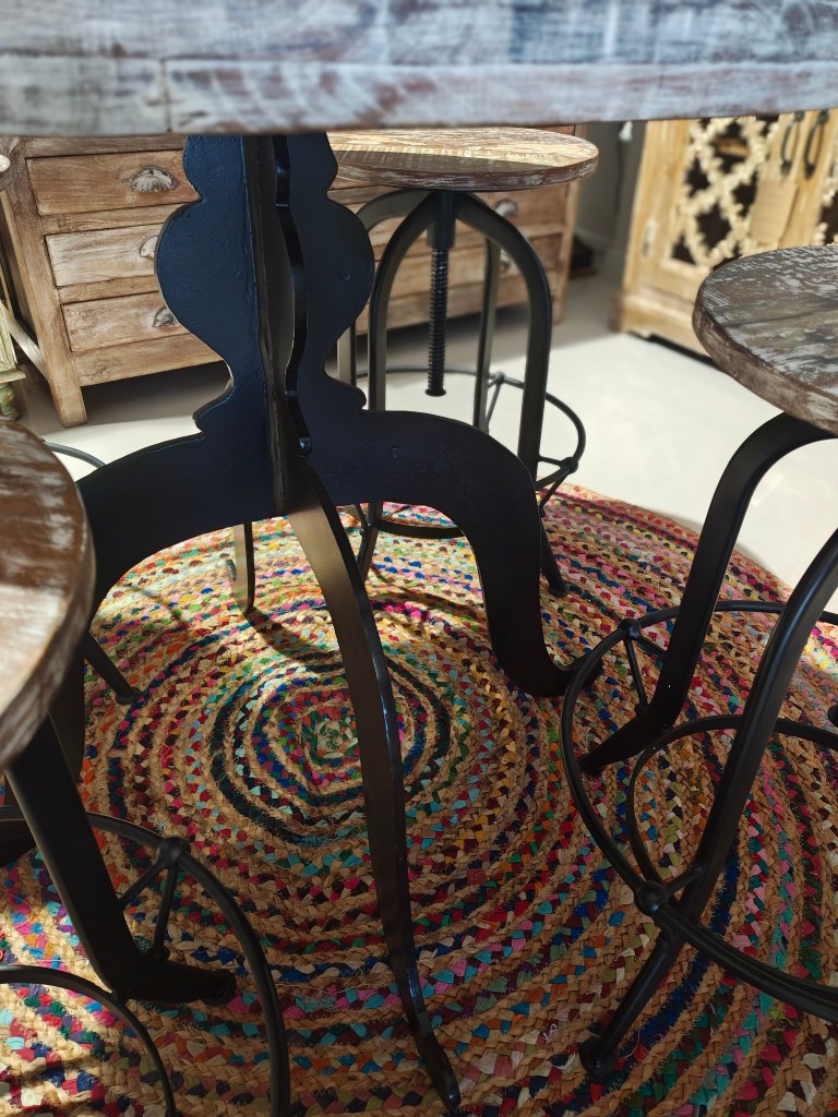 Set Mesa +4 taburetes Anaya