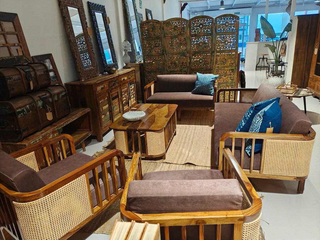 Set de sofás y mesa centro Delhi