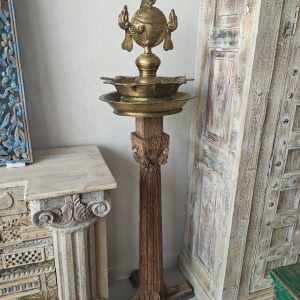 Columna Kalash